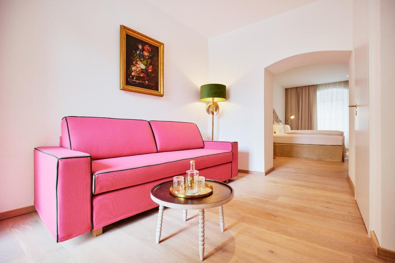 Boutiquehotel Zum Goldenen Hirschen Gmunden Exterior foto