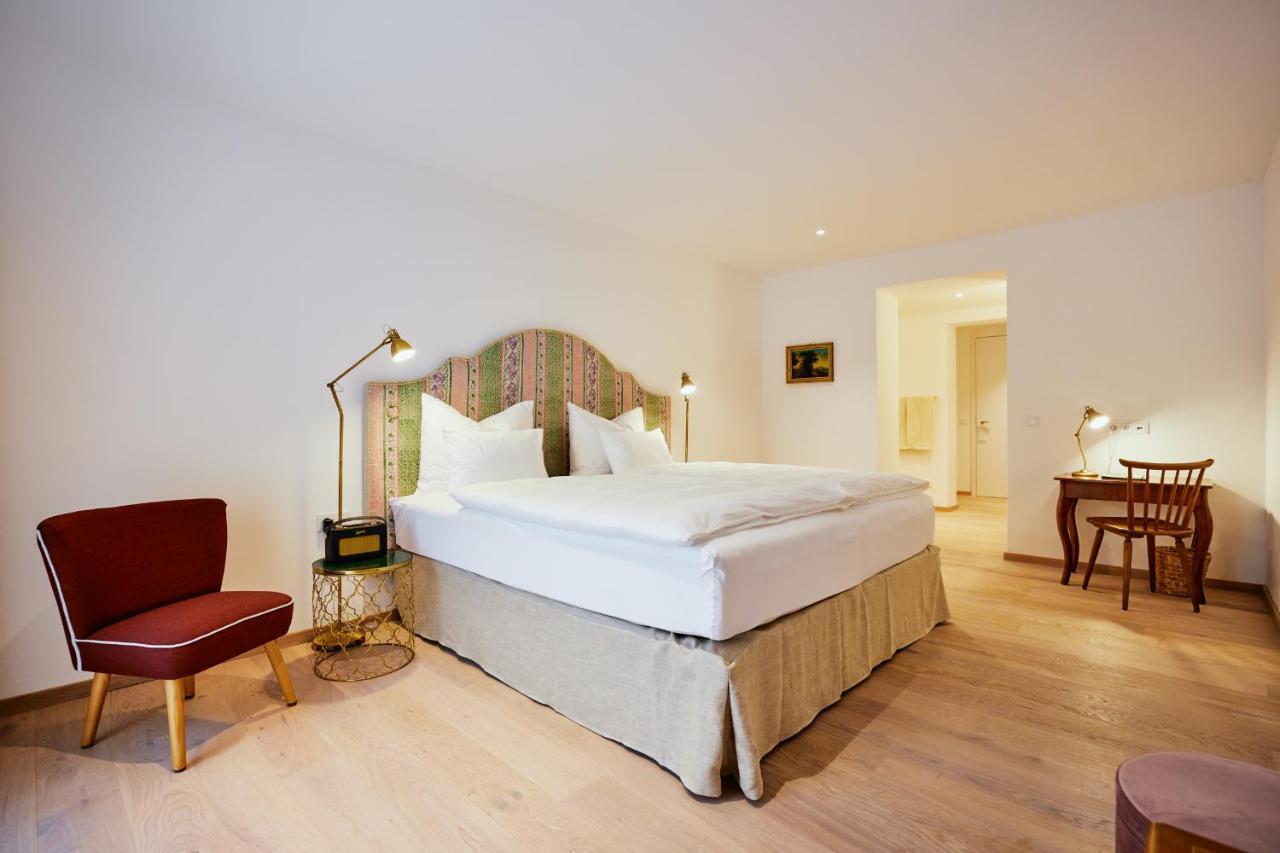 Boutiquehotel Zum Goldenen Hirschen Gmunden Exterior foto