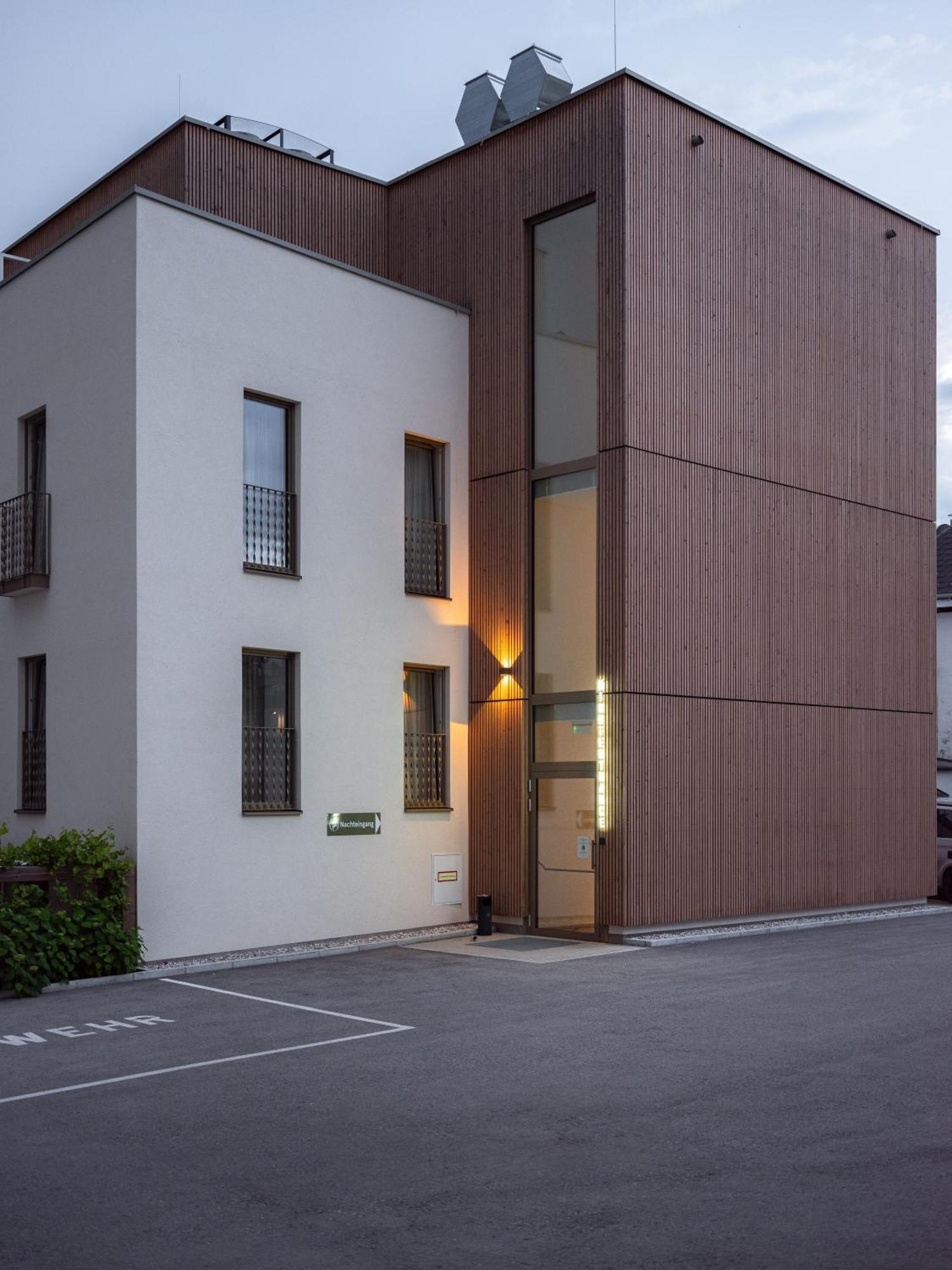 Boutiquehotel Zum Goldenen Hirschen Gmunden Exterior foto